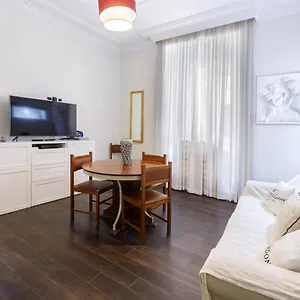 Casa vacanze Magikrooms Maison, Roma